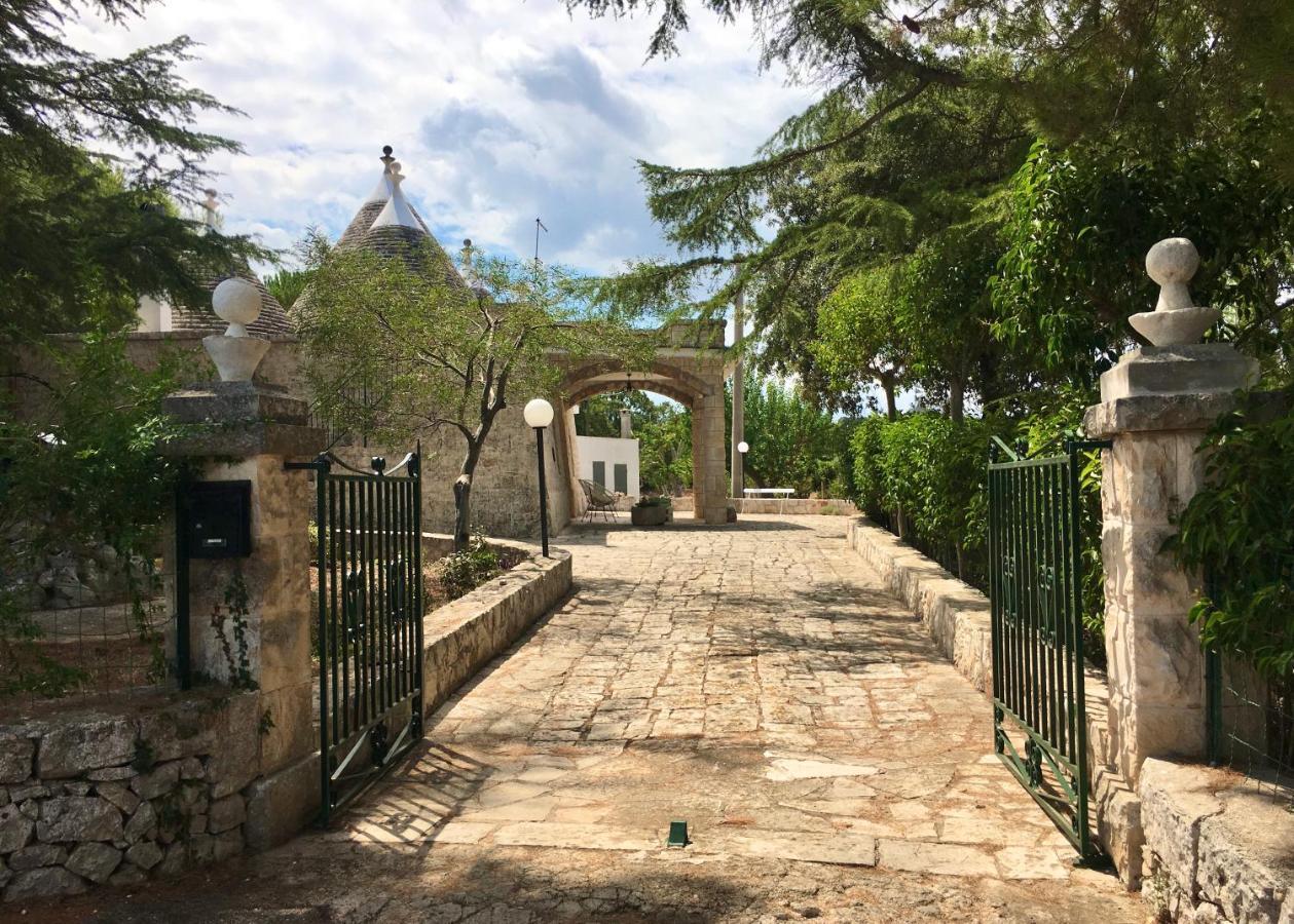 Trulli Pinnacoli Locorotondo Exterior photo