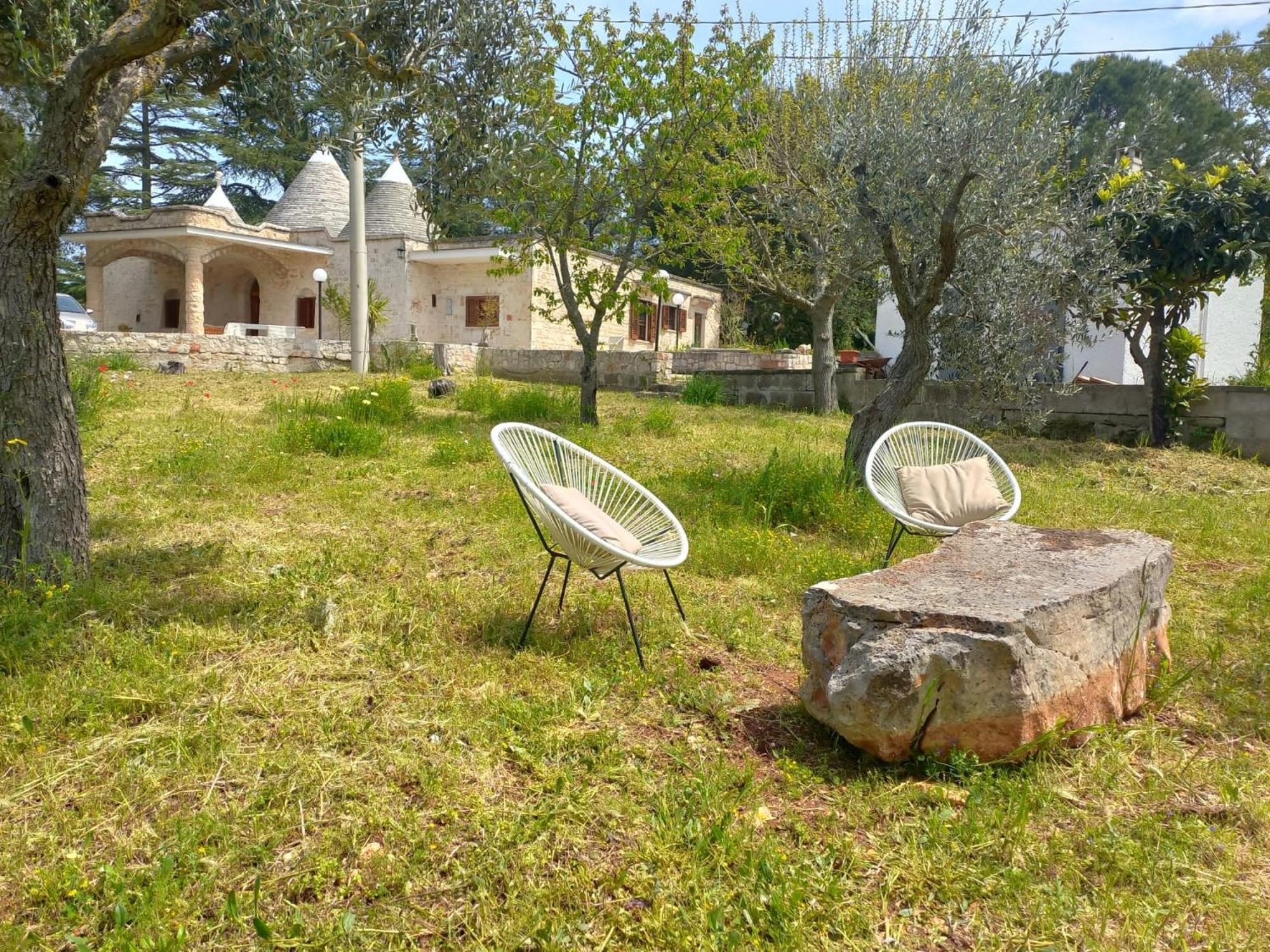 Trulli Pinnacoli Locorotondo Exterior photo